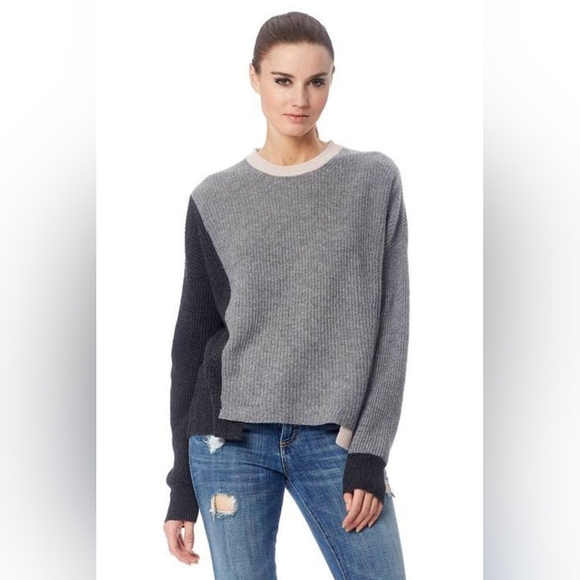 360 Cashmere Sweaters - 360 Cashmere  Colourblock Crewneck Sweater